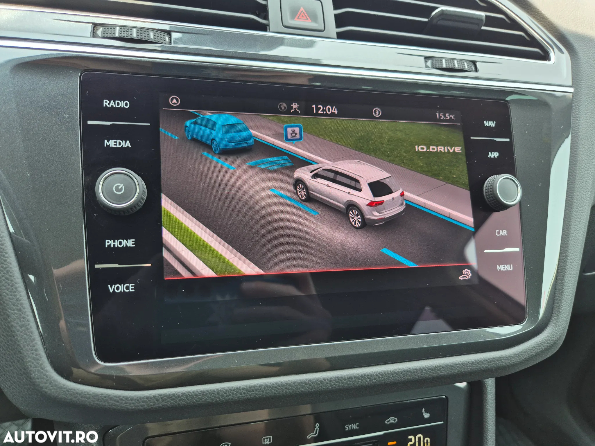 Volkswagen Tiguan 2.0 TDI SCR DSG Life - 24