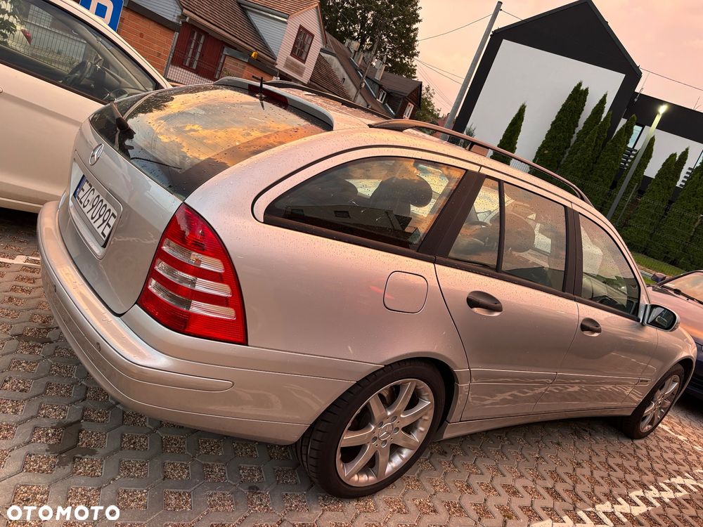 Mercedes-Benz Klasa C - 19