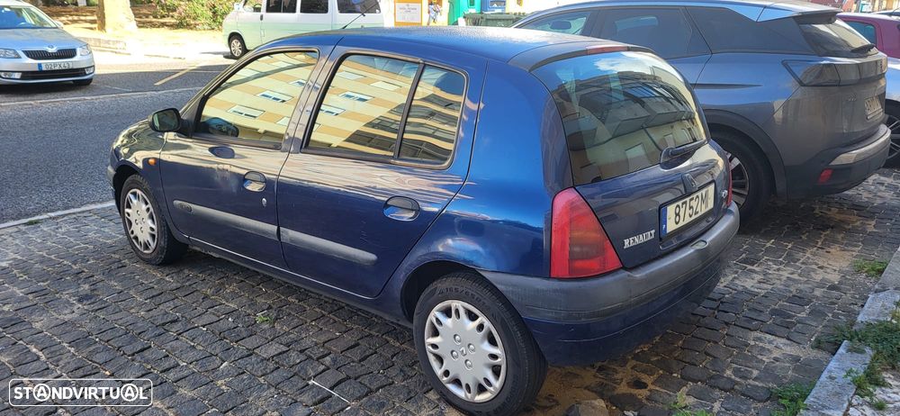 Renault Clio 1.2 - 12