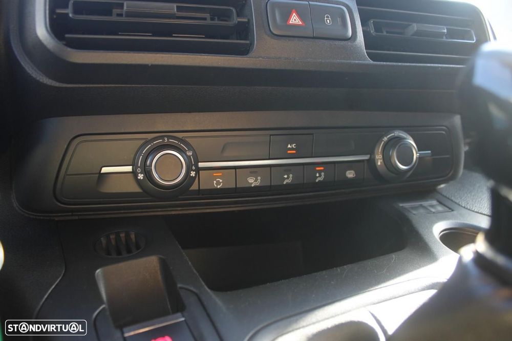 Opel Combo Van 1.5 CDTI - 3 LUGARES - IVA DEDUTÍVEL - 35