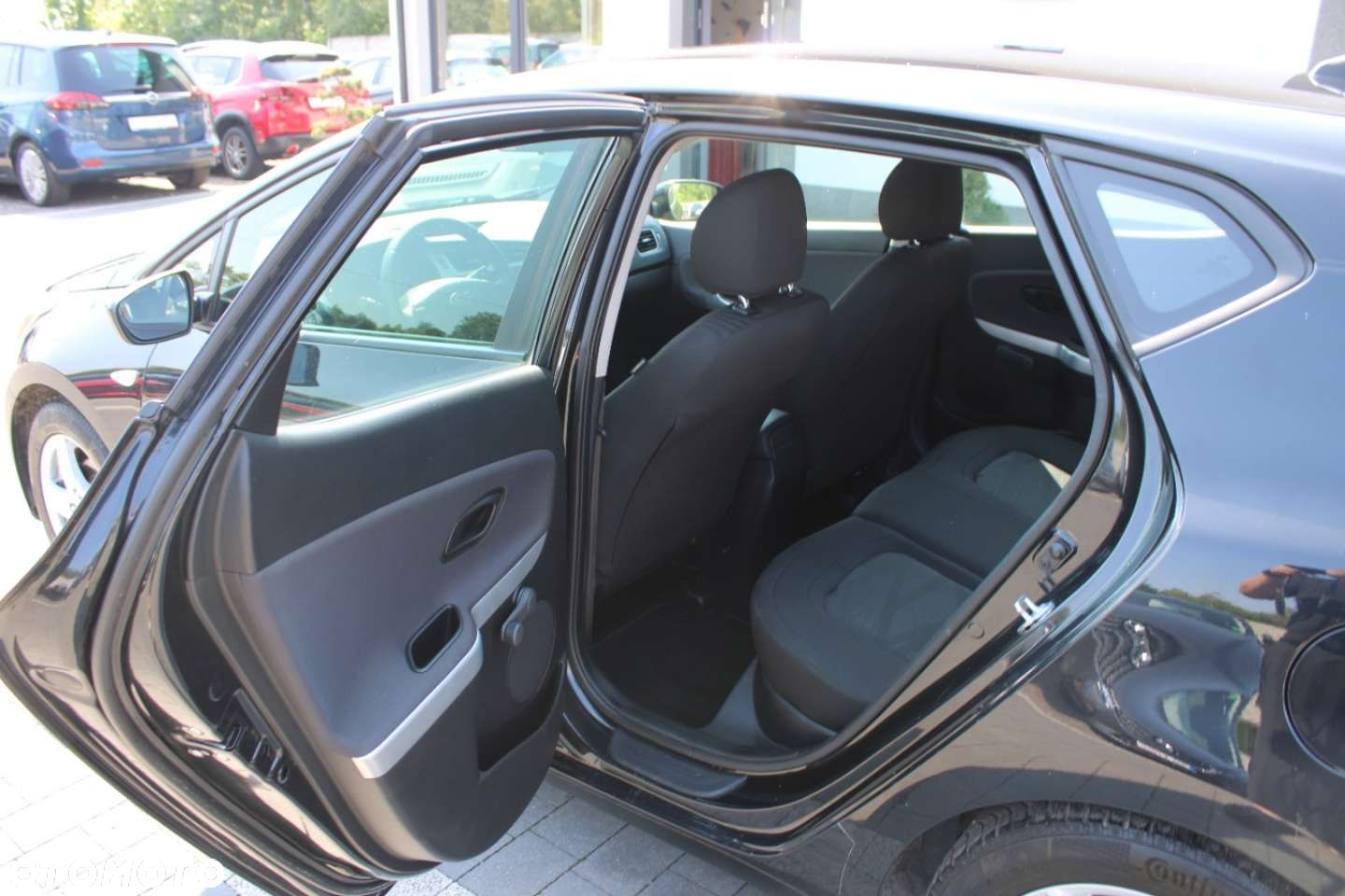 Kia Ceed - 16