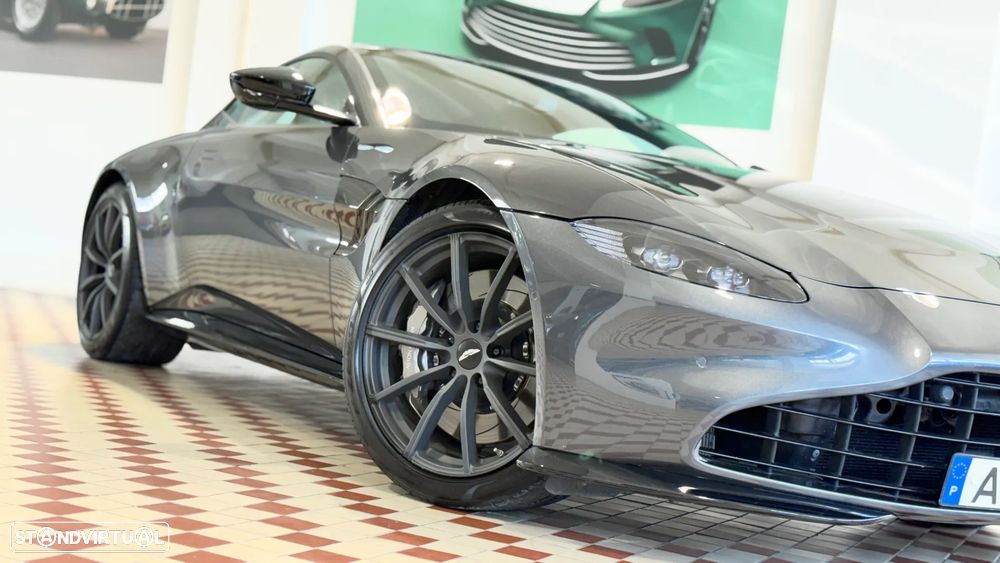Aston Martin Vantage Coupe 4.0 Twin-Turbo V8 - 6
