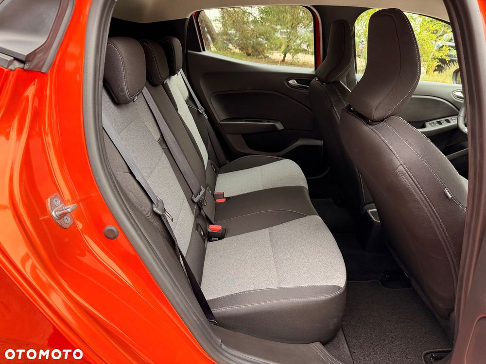 Renault Clio TCe 90 TECHNO - 21