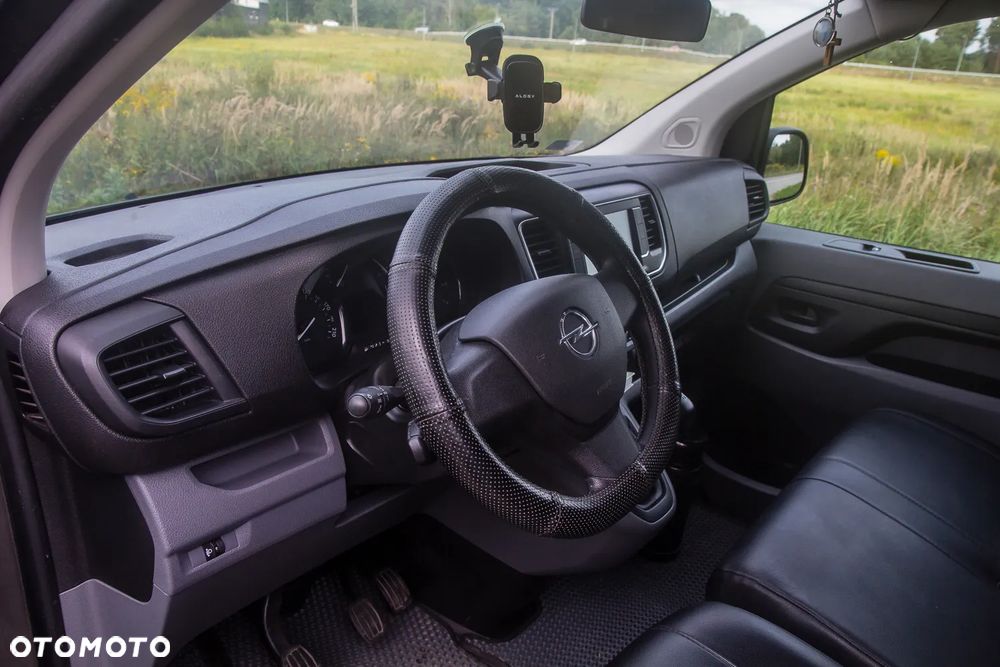 Opel Vivaro - 9