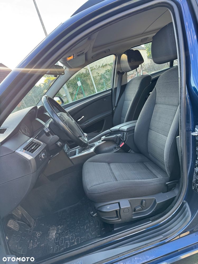BMW Seria 5 520d Touring Edition Lifestyle - 12