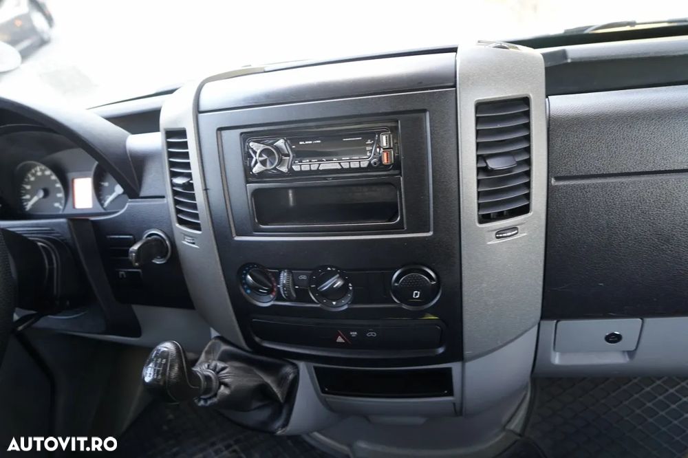 Mercedes-Benz SPRINTER 513 CDI / CUTIE DE VITEZE 4,4 m / MANUALĂ / DOUĂ CUTII - 23