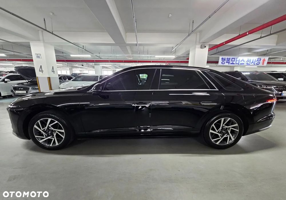 Hyundai Grandeur - 4