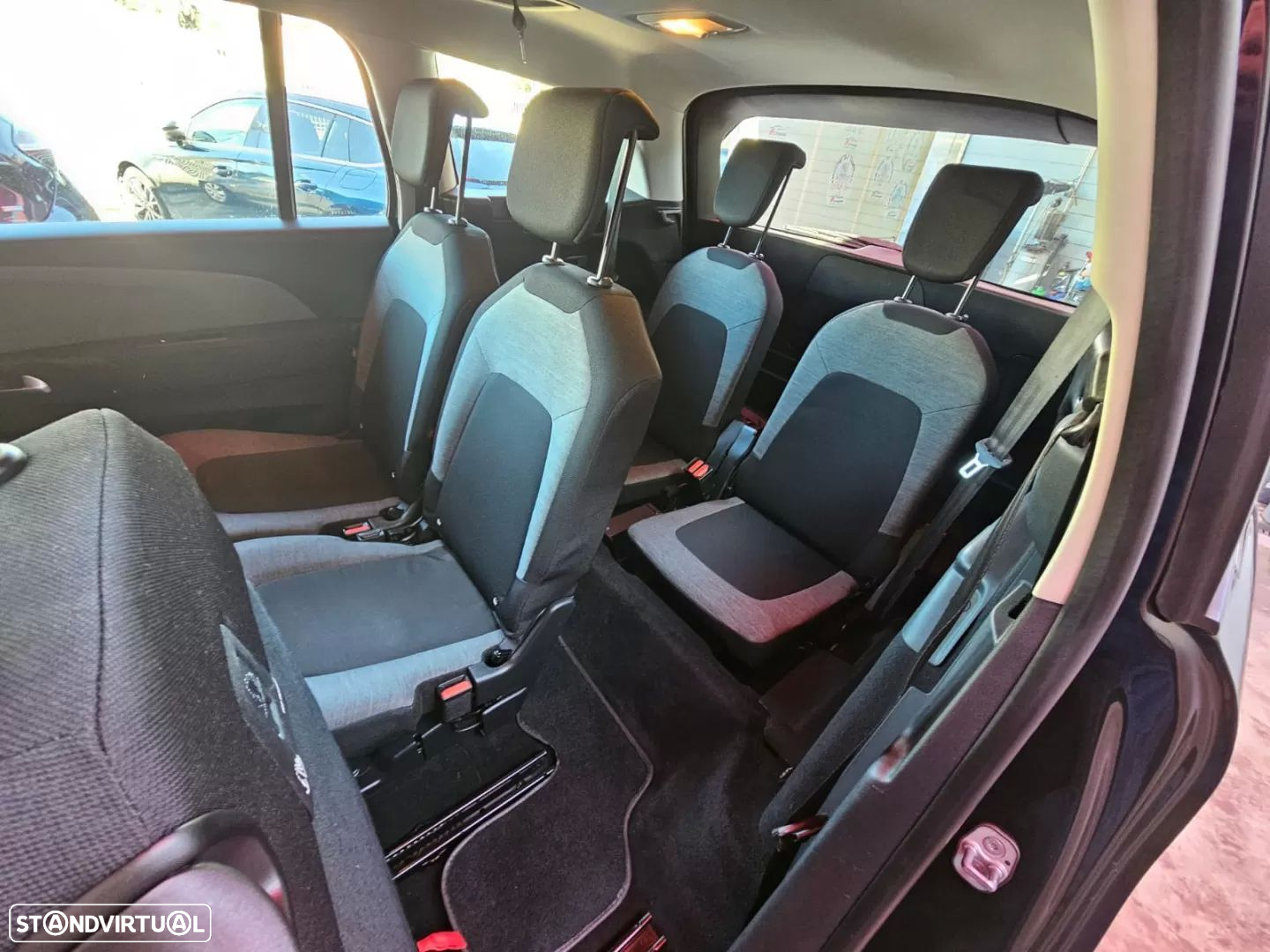 Citroën C4 Grand Picasso BlueHDi 120 EAT6 SHINE - 9