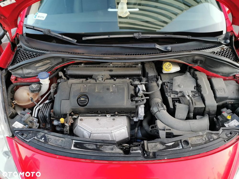 Peugeot 207 - 4