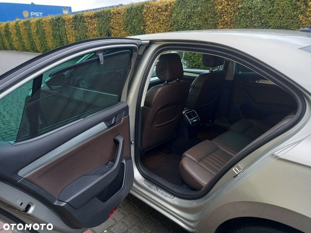 Skoda Superb 1.6 TDI Style - 26