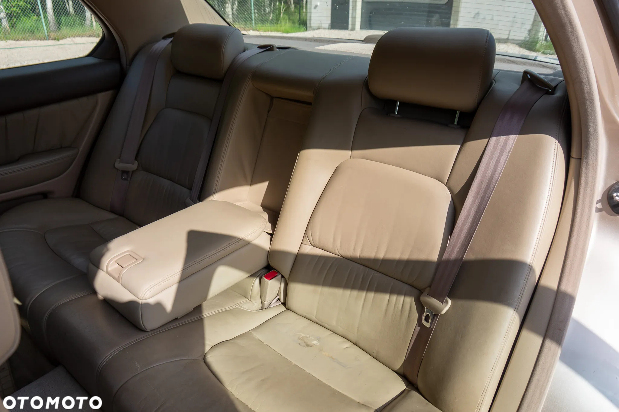 Lexus LS 400 - 31
