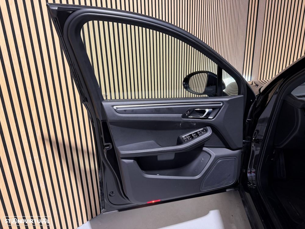 Porsche Macan T PDK - 25
