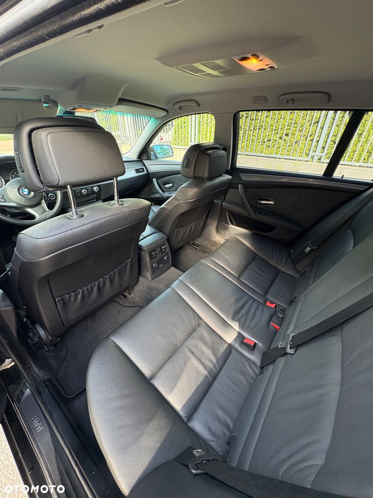 BMW Seria 5 530xi - 10