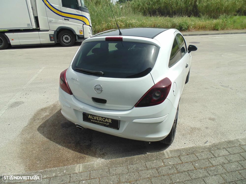 Opel Corsa 1.2 Black Edition 129g - 11