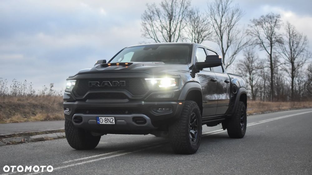 Dodge RAM TRX - 2