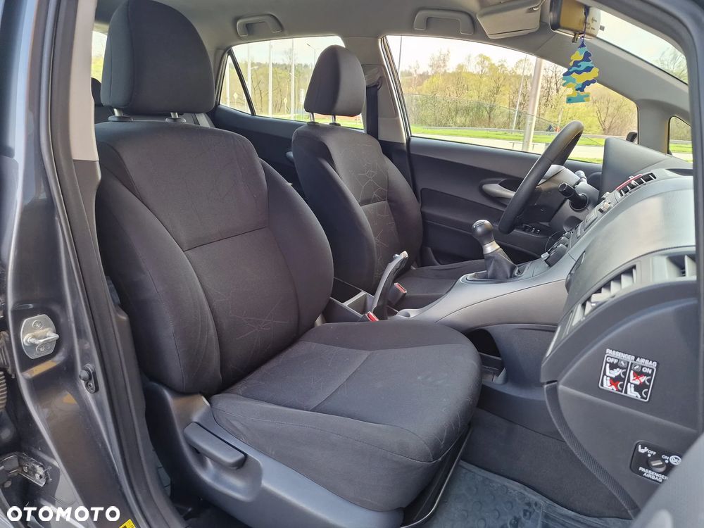 Toyota Auris 1.4 VVT-i Sol - 26