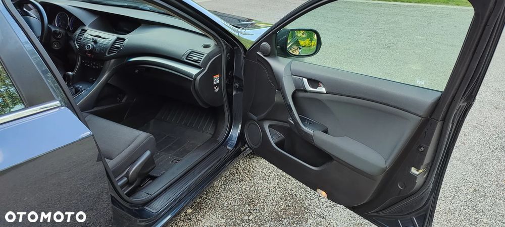 Honda Accord 2.0 Lifestyle - 18