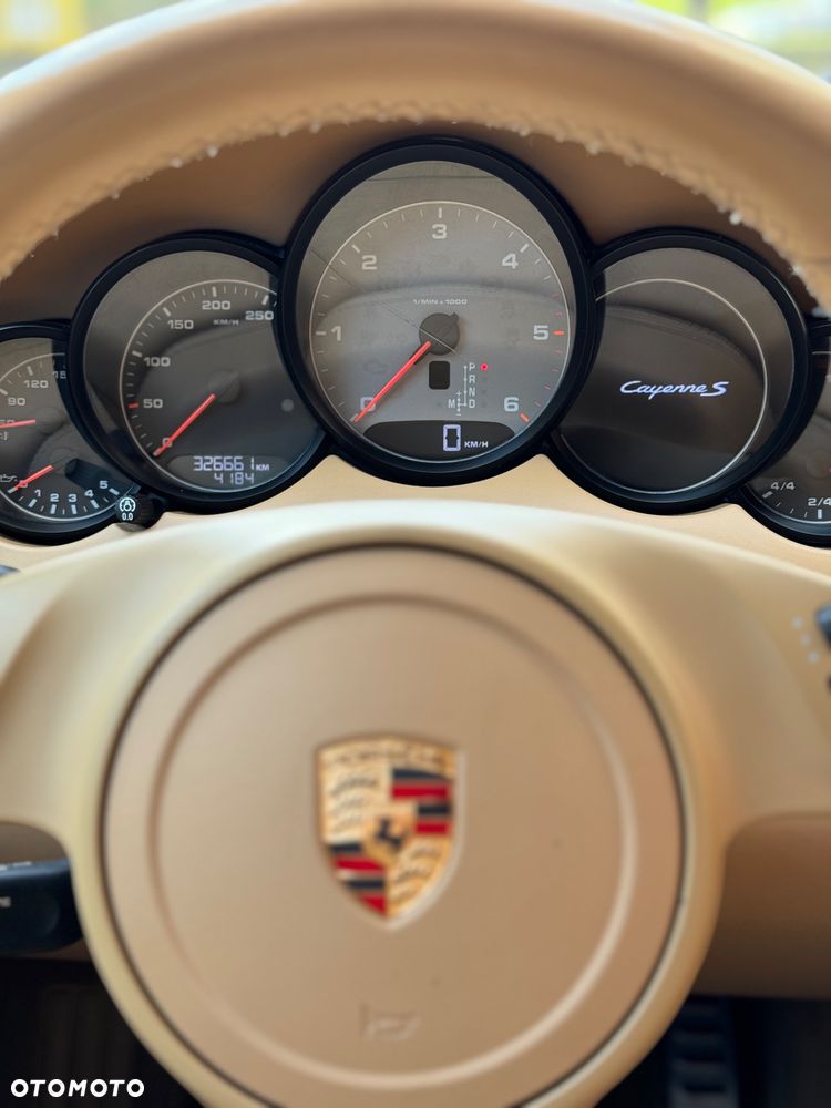 Porsche Cayenne S Diesel - 37