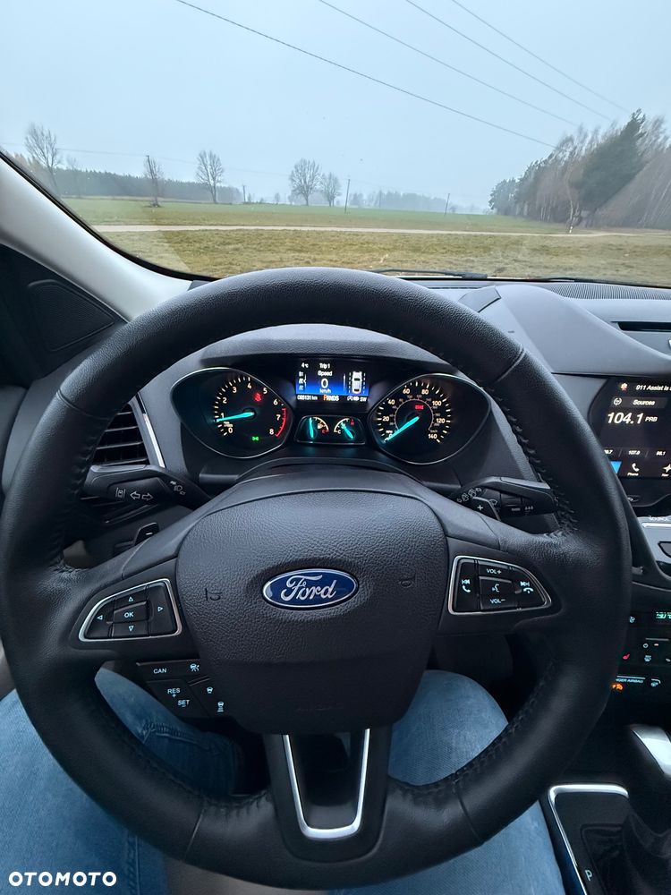 Ford Escape 2.0 EcoBoost AWD Titanium - 16