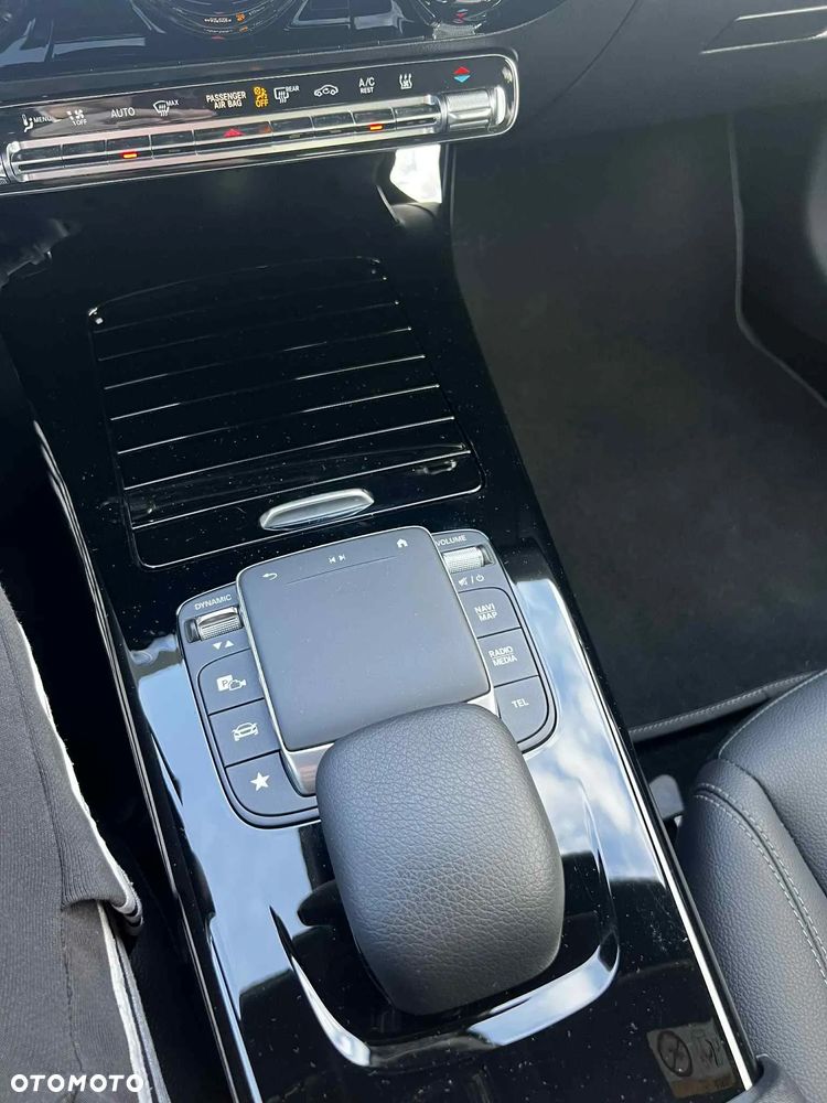 Mercedes-Benz CLA 250 e 8G-DCT Progressive - 18