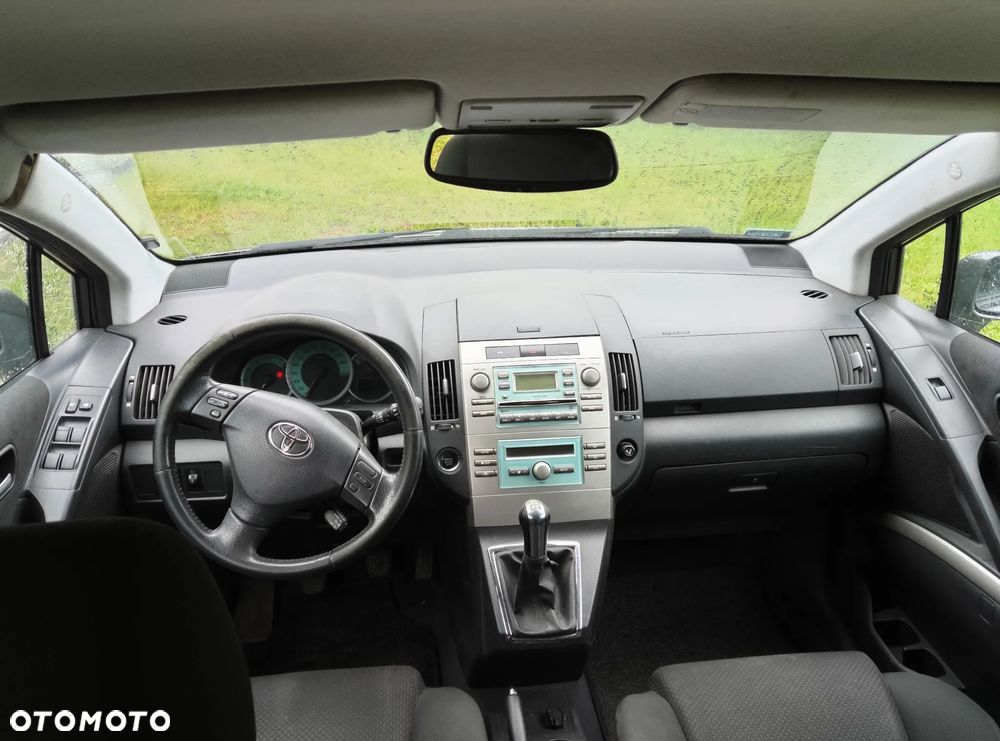 Toyota Corolla Verso 2.0 D-4D Sol 7os - 4