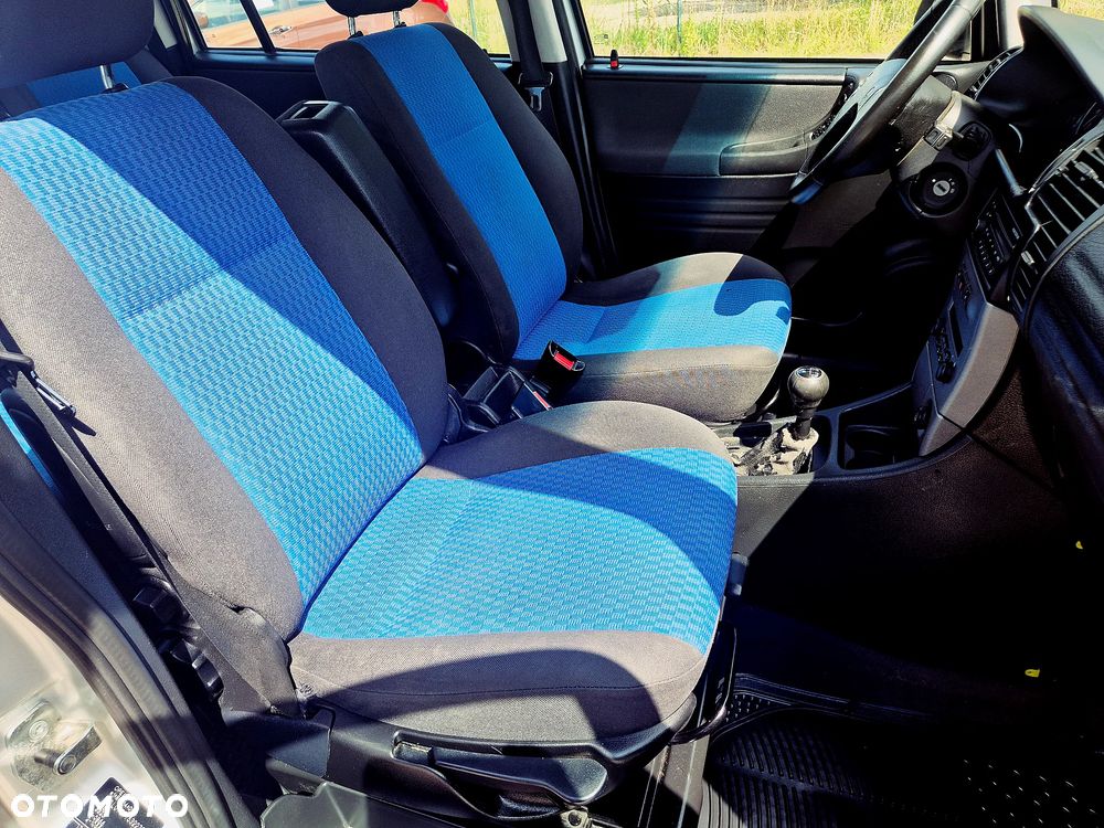 Opel Zafira 1.8 Elegance - 28