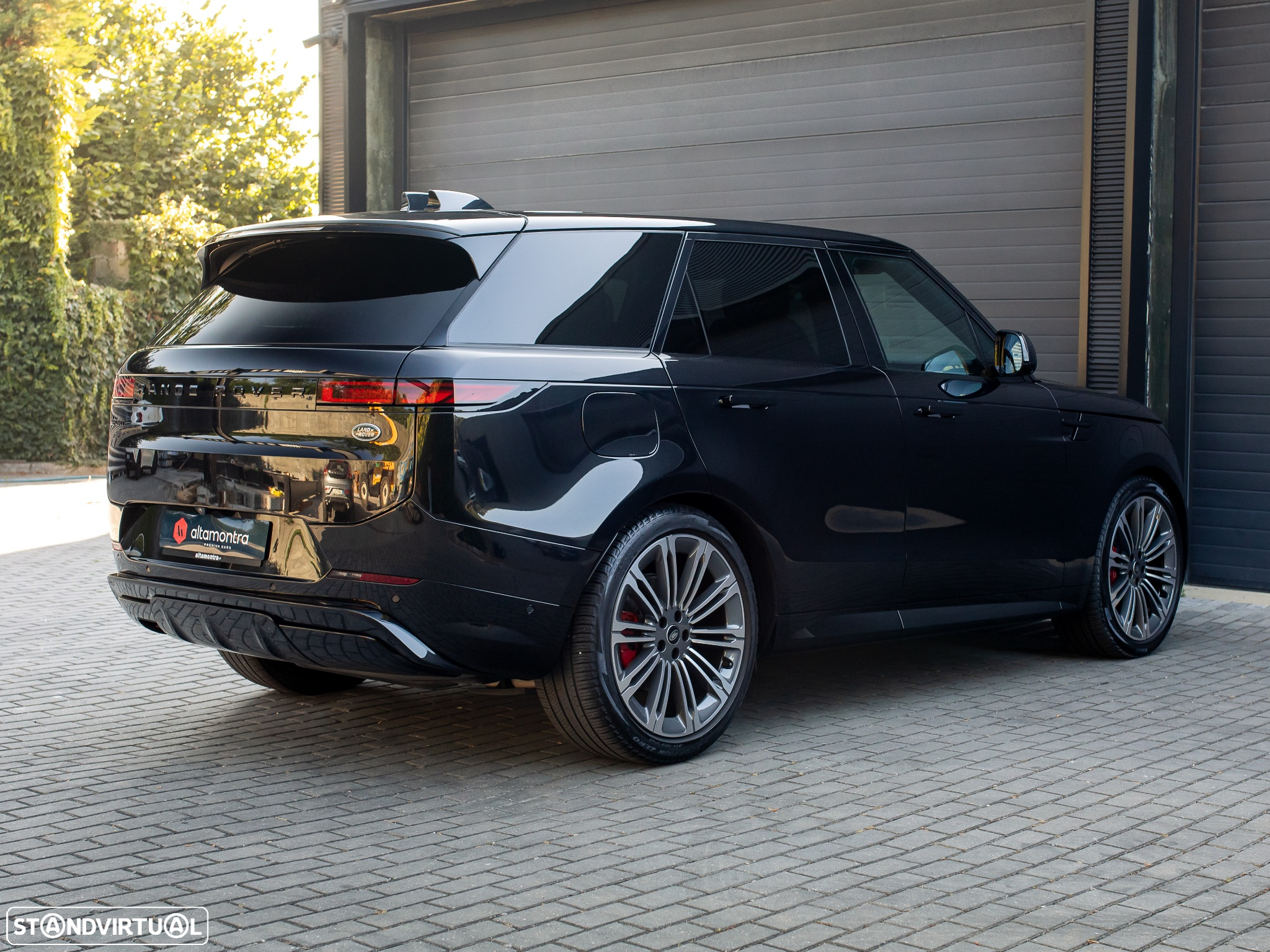 Land Rover Range Rover Sport D300 Dynamic SE - 15