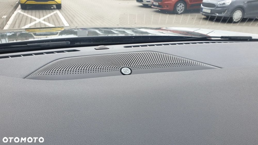 Ford Kuga 2.5 FHEV AWD Titanium X - 25