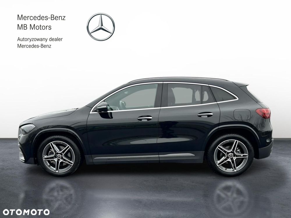 Mercedes-Benz GLA 200 AMG Line - 3