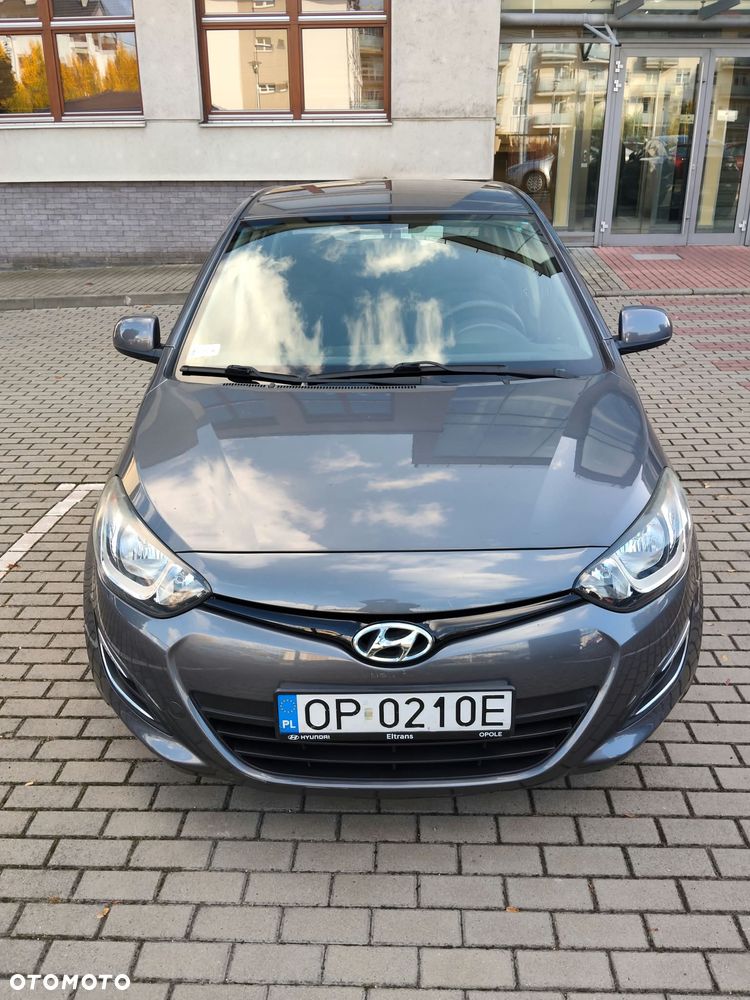 Hyundai I20 2013 photo 2
