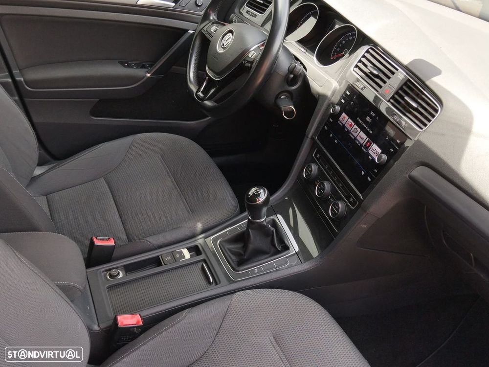 VW Golf Variant 1.6 TDi Confortline - 7