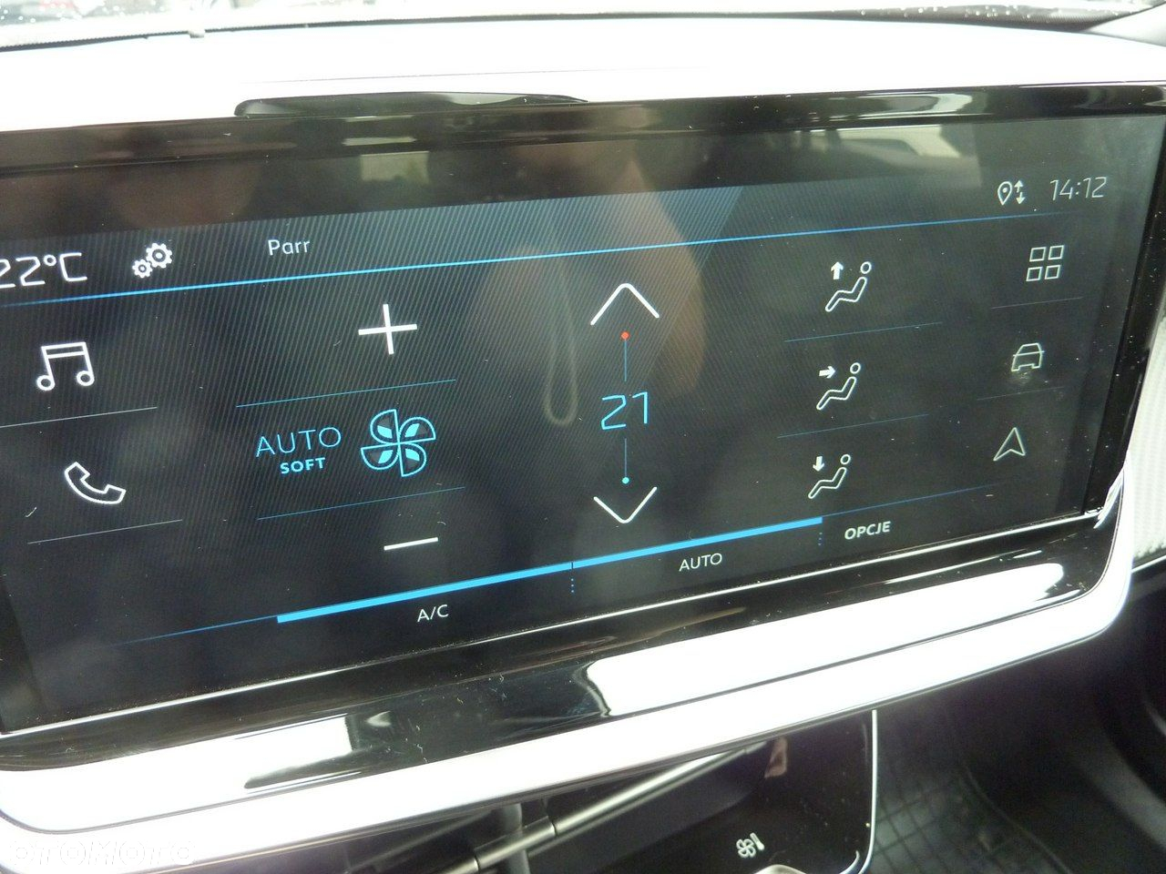 Peugeot 2008 - 21