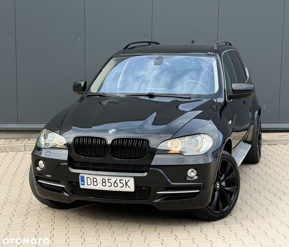 BMW X5 xDrive48i - 1