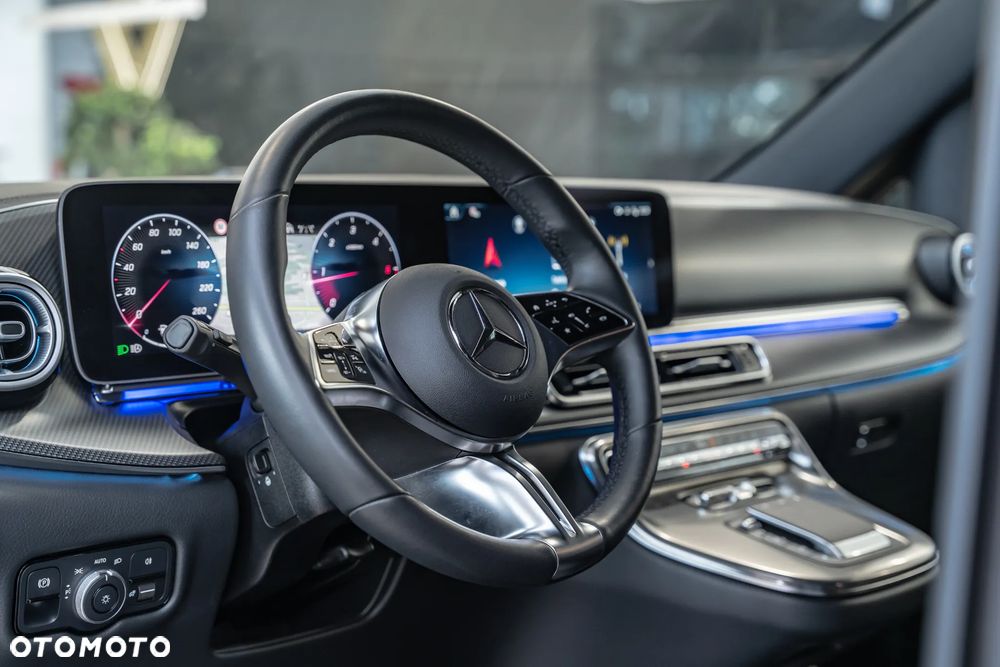 Mercedes-Benz Klasa V 300 d 4-Matic 9G-Tronic Exclusive (ekstra d³) - 25