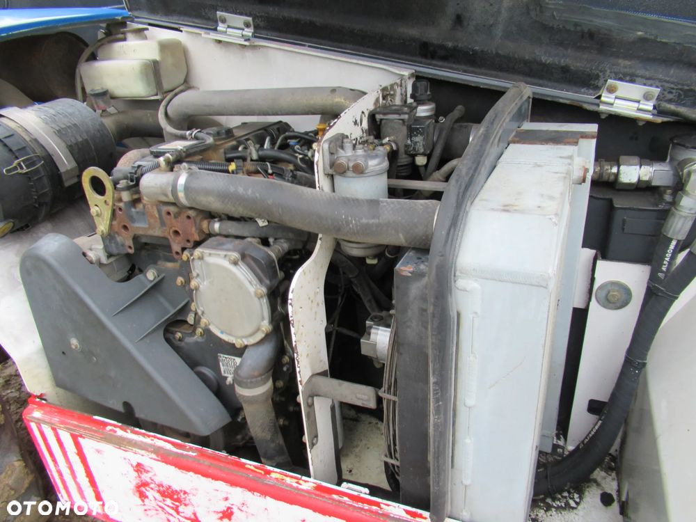 Bobcat T40140 4tony/14metrów 3 tryby skrętu, podpory - 9