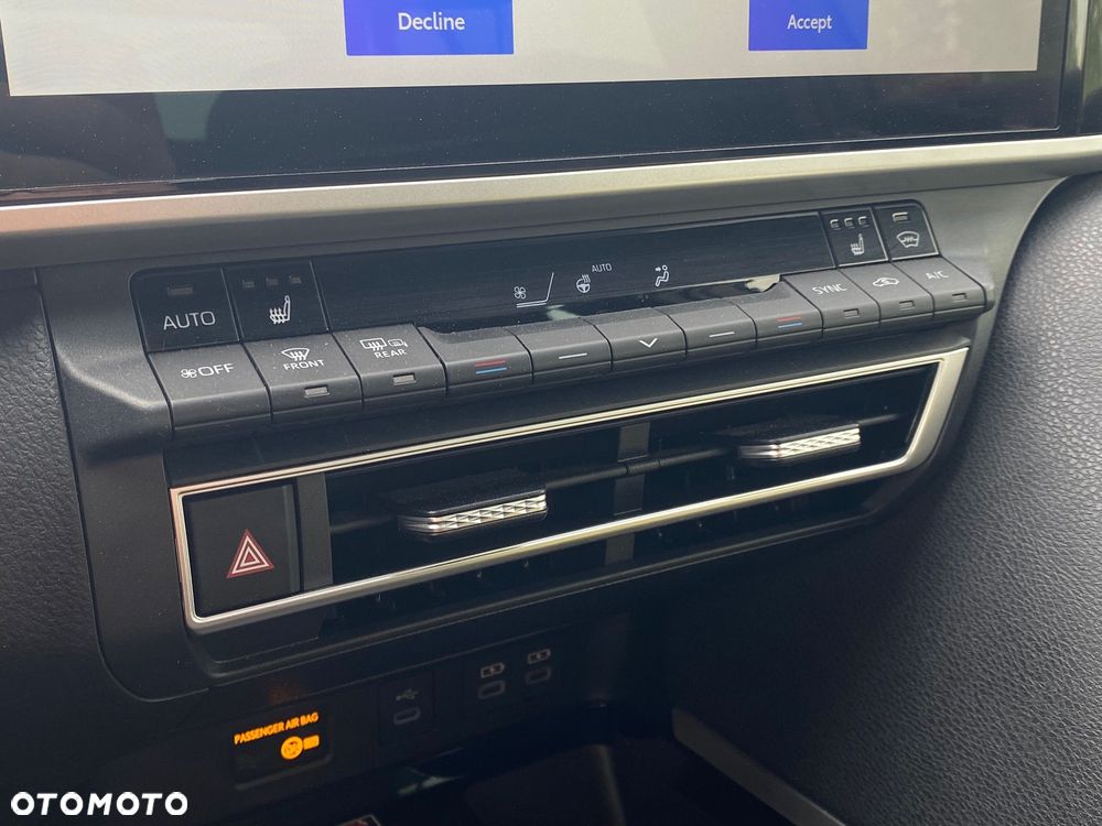 Toyota Camry 2.5 Hybrid Dynamic Force Prestige e-CVT - 21
