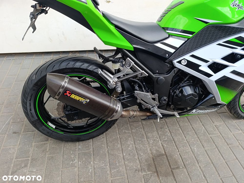 Kawasaki Ninja 300 ABS - 21
