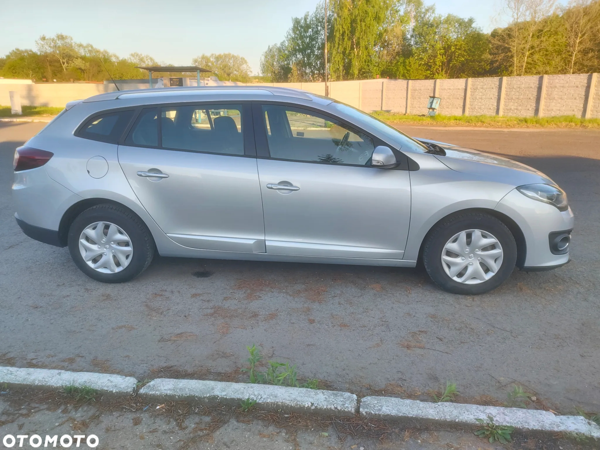 Renault Megane 1.5 Blue dCi Life - 10