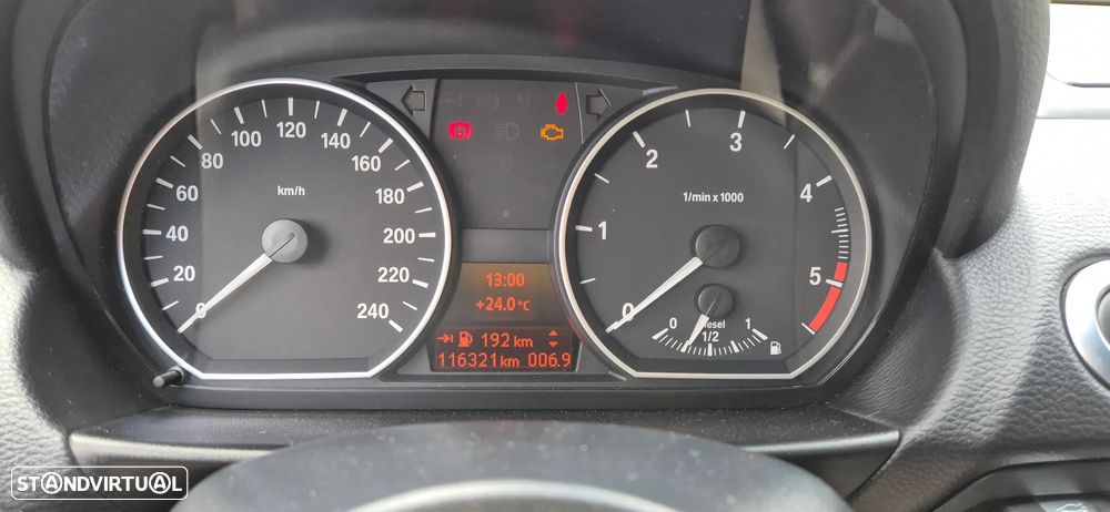 BMW 118 d Pack M - 5