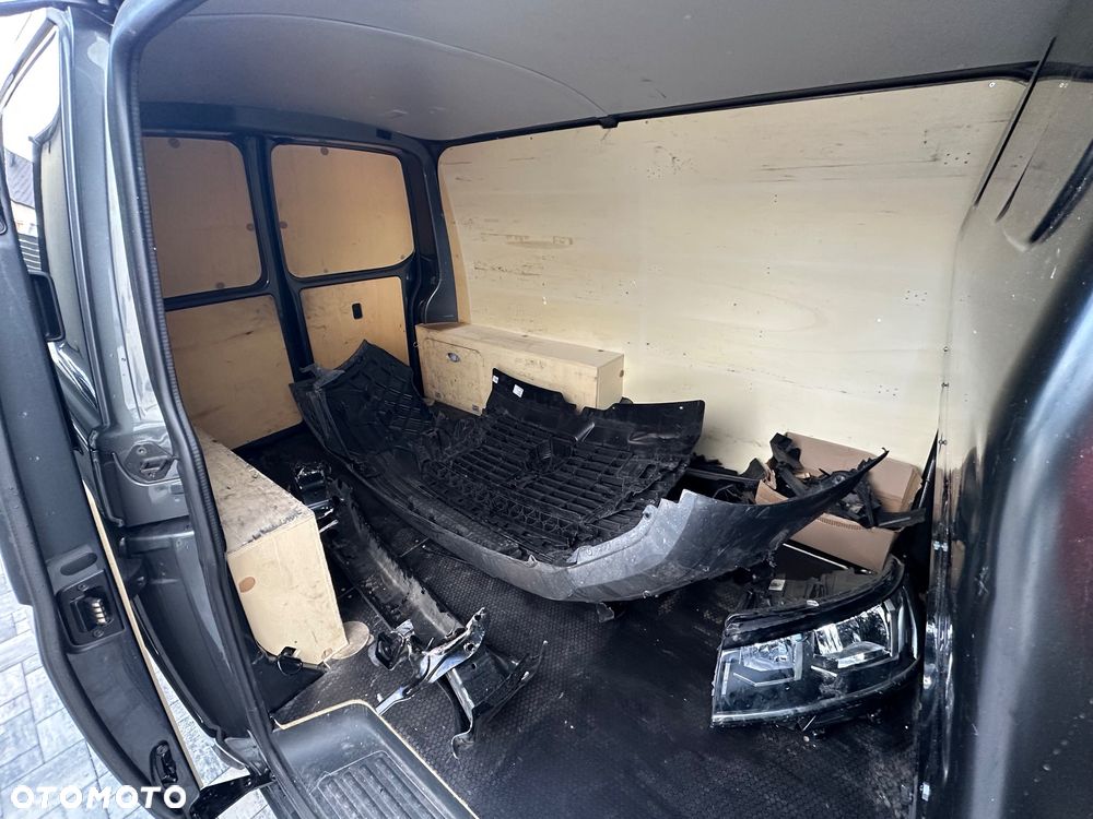 Volkswagen TRANSPORTER - 23