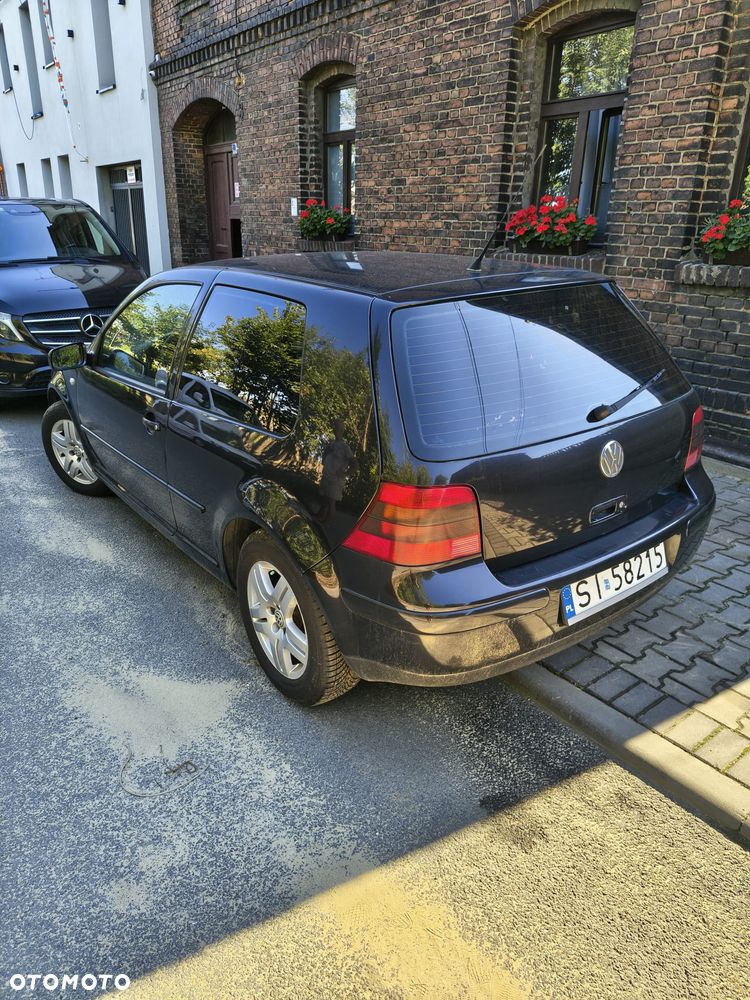 Volkswagen Golf 2.0 Highline - 1