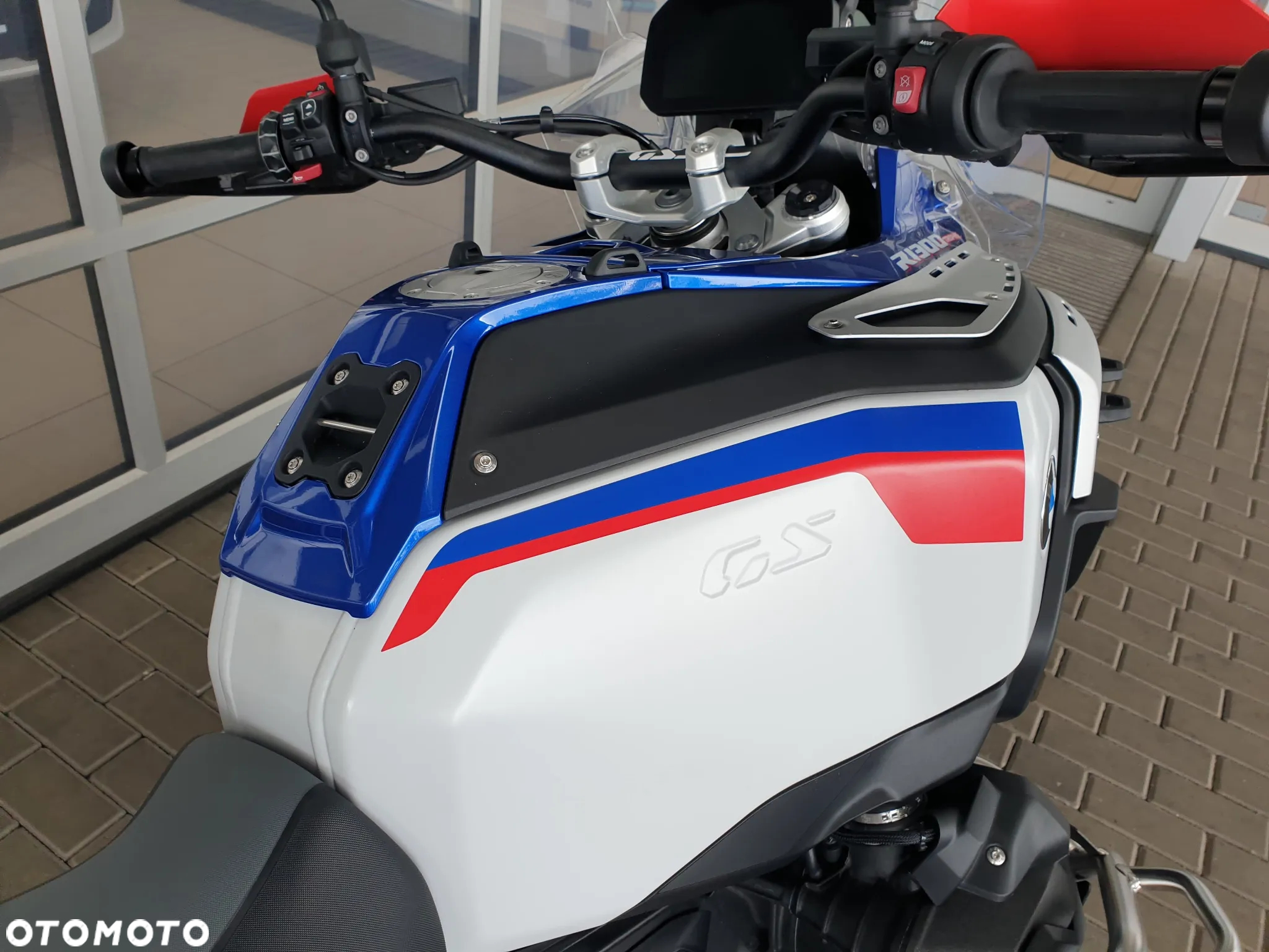 BMW R - 10