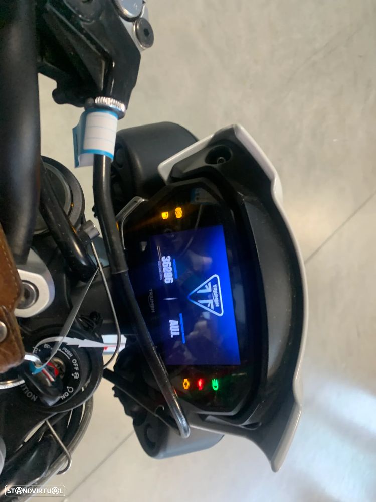 Triumph Speed Triple SPEED TRIPLE 765 - 7