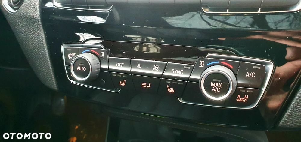 BMW X1 sDrive18d M Sport - 17