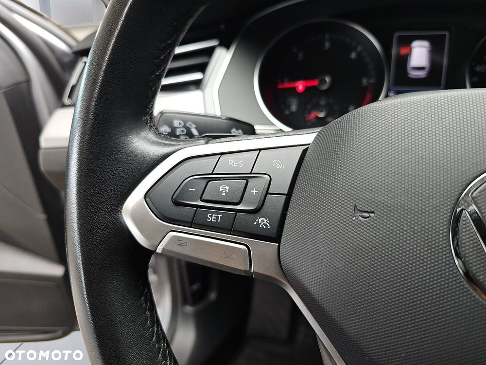Volkswagen Passat 2.0 TDI EVO Business DSG - 21