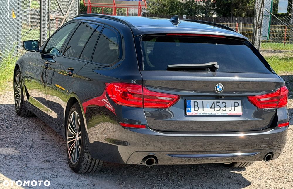 BMW Seria 5 520d M Sport Edition - 38