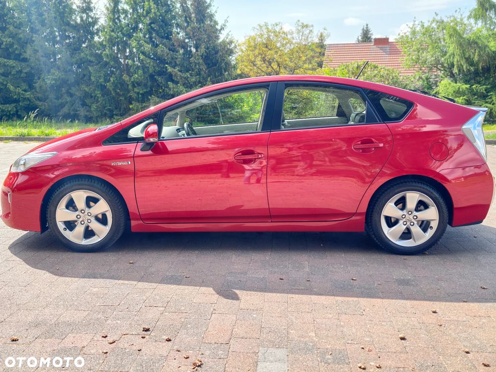Toyota Prius 1.8 HSD Prestige - 7