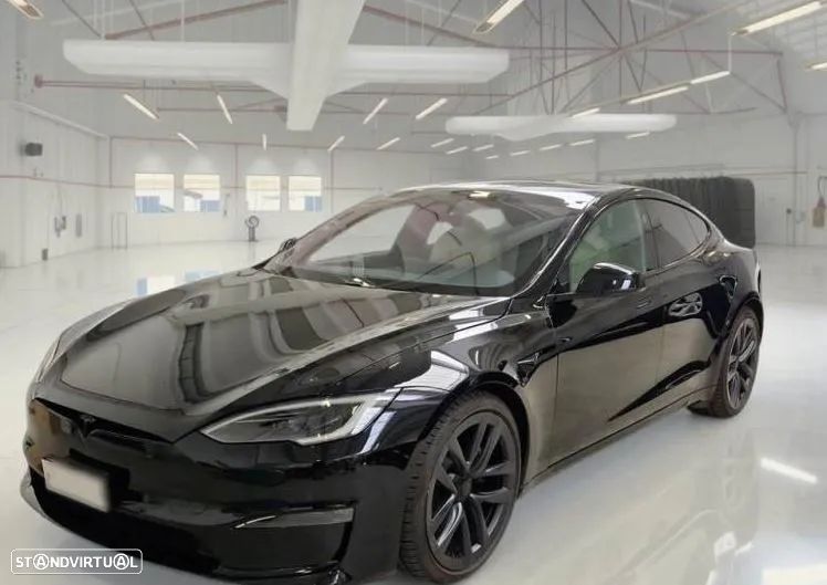 Tesla Model S Plaid - 1