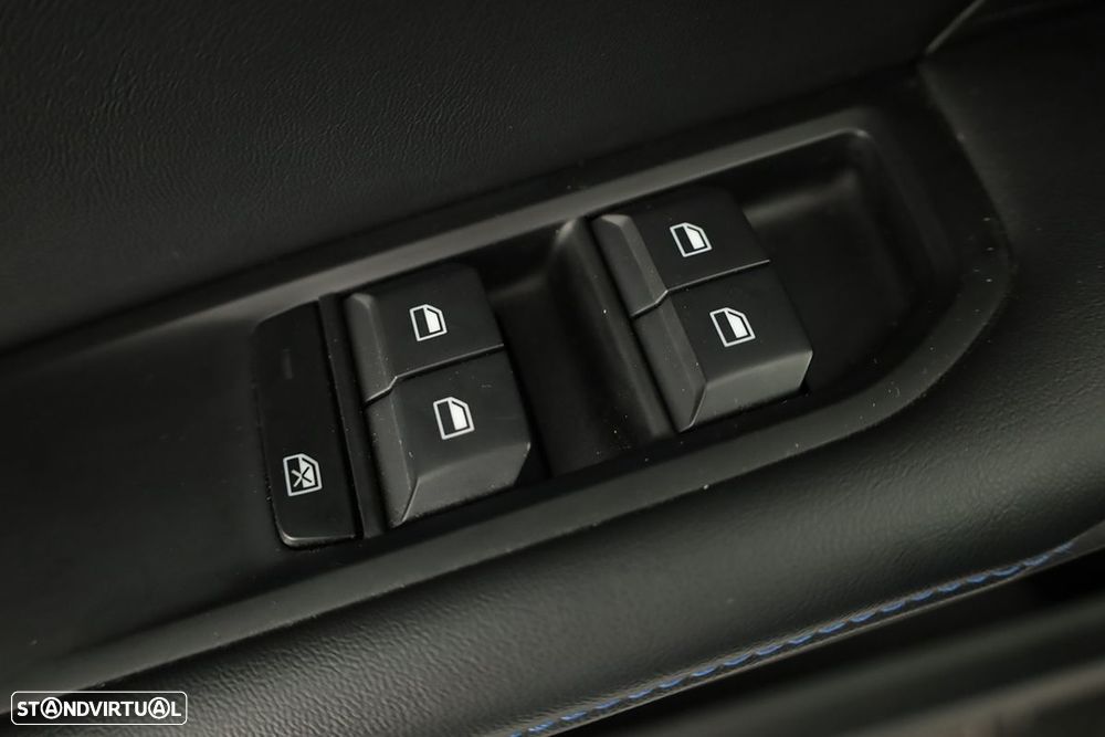 MG MG4 64 kWh Comfort - 19