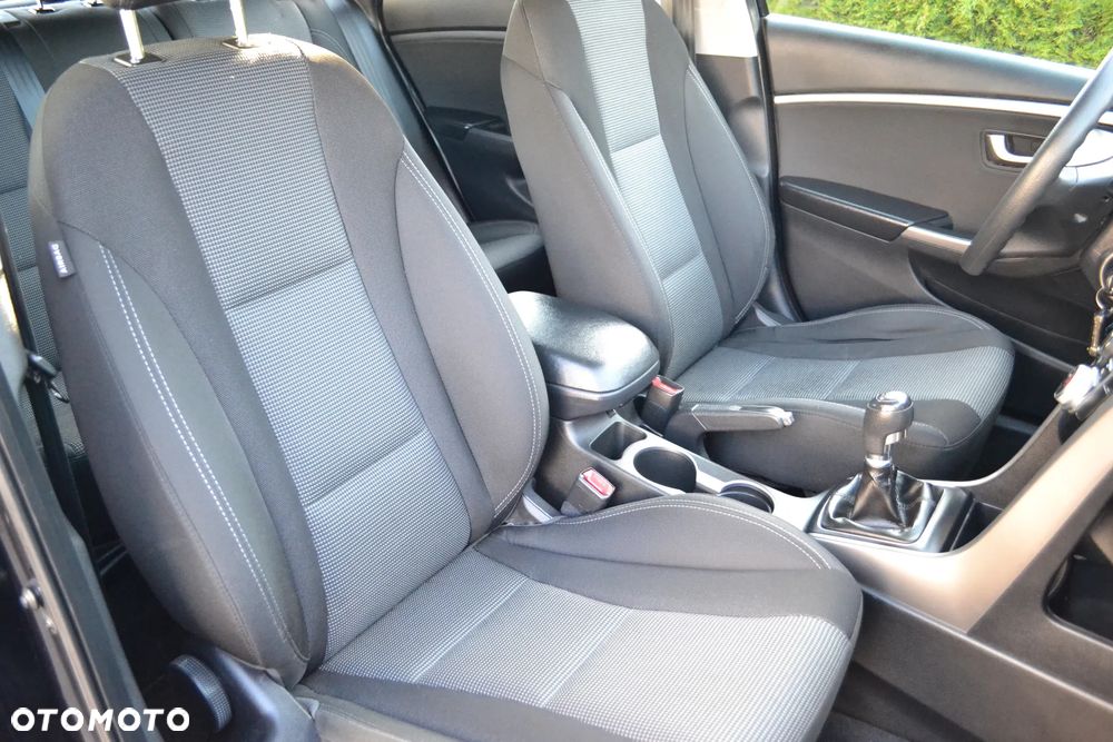 Hyundai i30 1.4 Comfort - 26